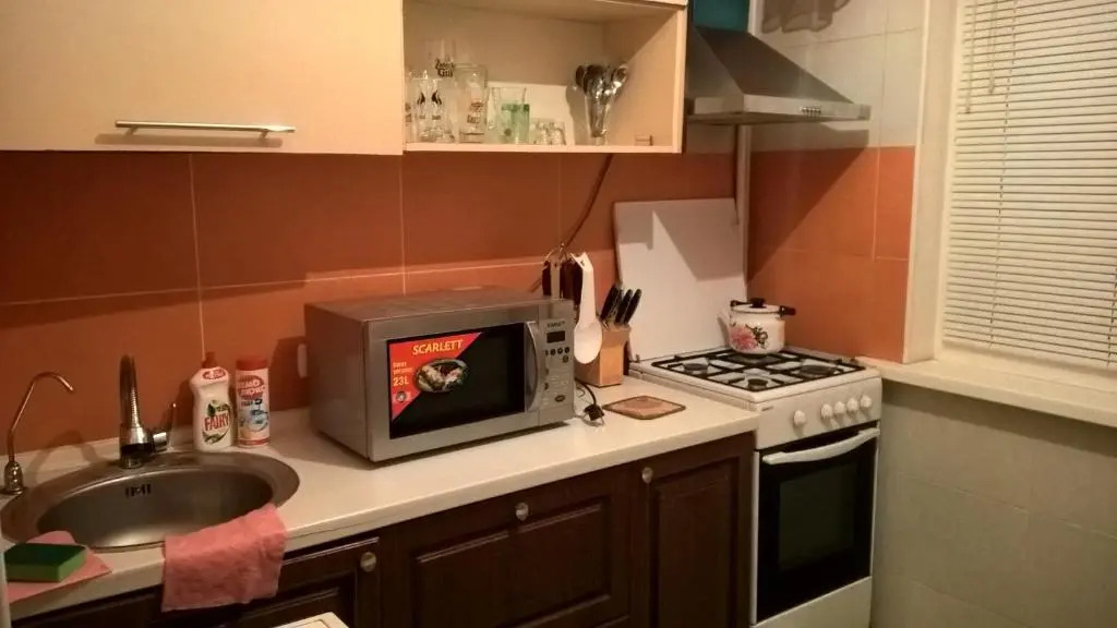 Dvuhkomnatnaja kvartira posutochno po Azattyk