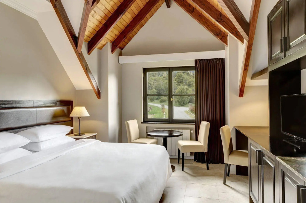 Arelauquen Lodge, a Tribute Portfolio Hotel