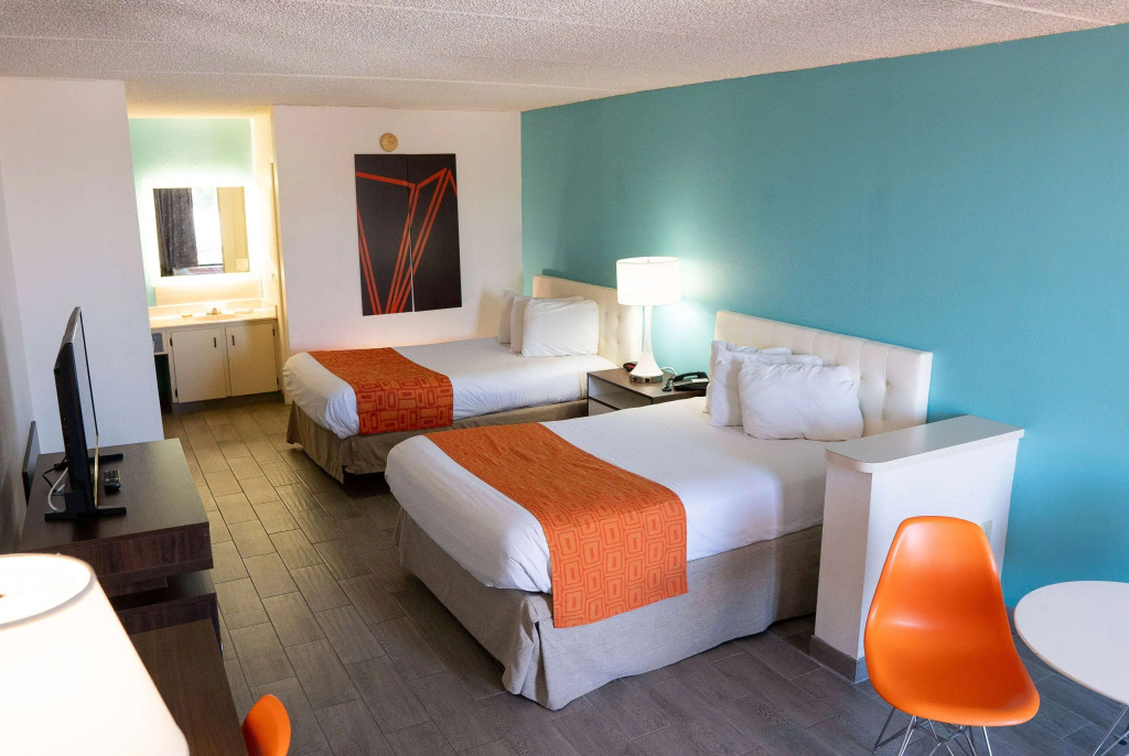 Howard Johnson by Wyndham Clearwater - Dunedin