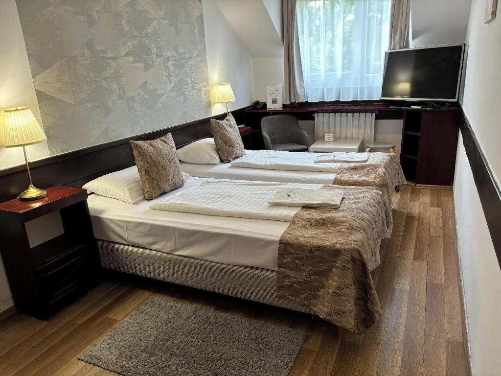 Hotel Gloria Budapest City Center