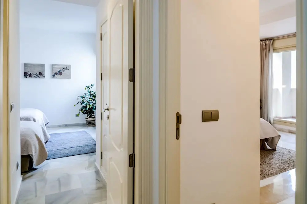 FA-Fab 2 bedroom apt in and outdoor pool