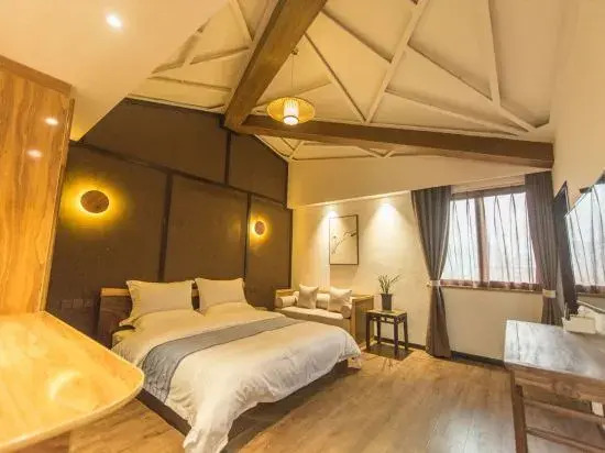 Aiduo Xiaozhu Hostel