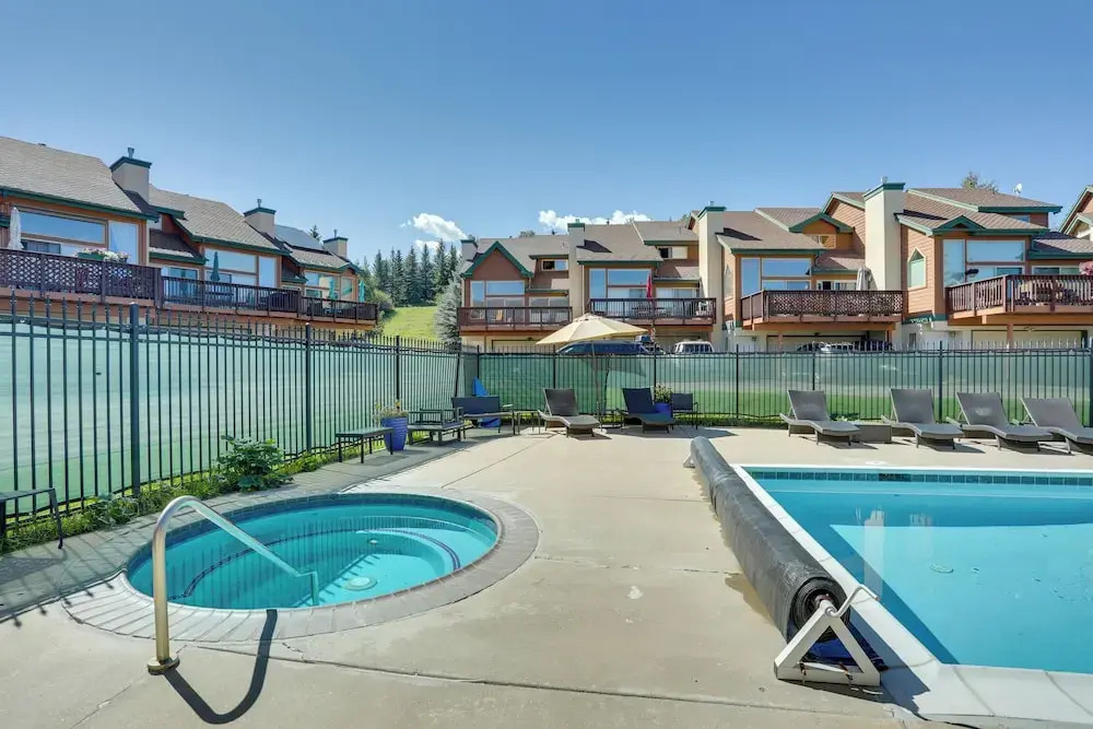 Edwards Townhome ~ 4 Mi to Beaver Creek Resort!