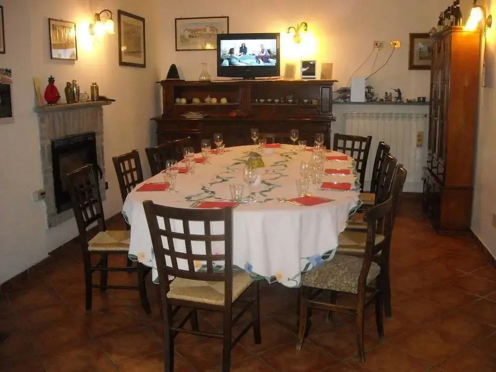 Farm Stay Agriturismo Cascina Giovanola