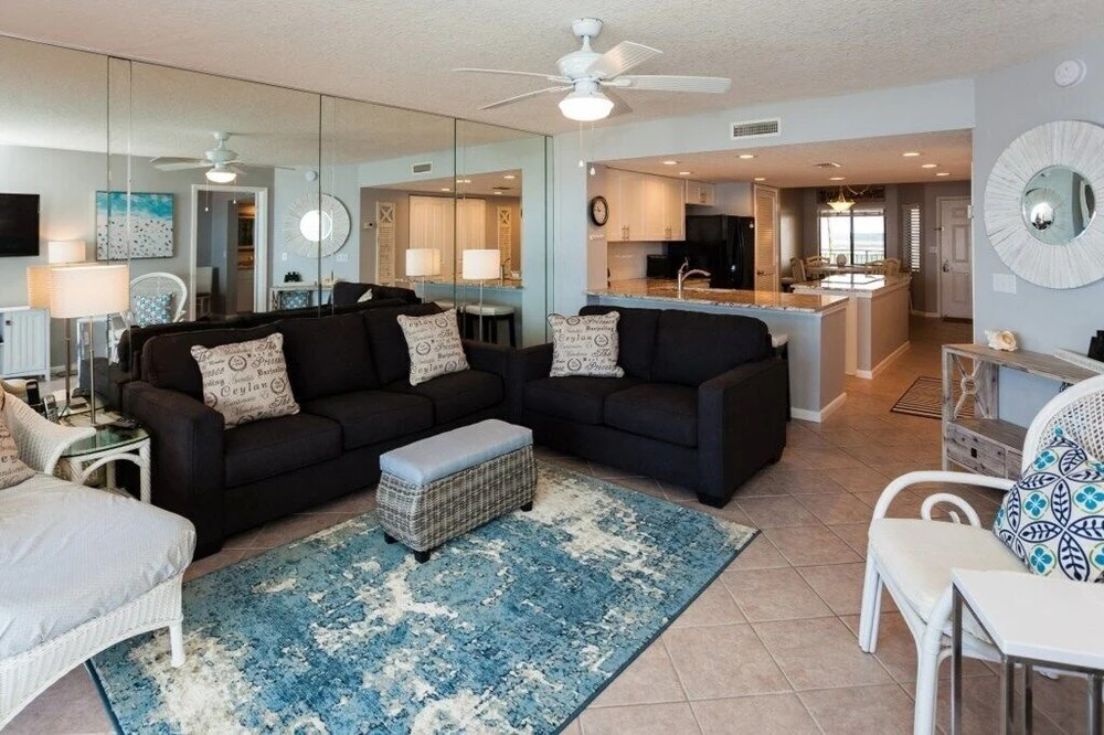Windjammer Oceanfront Condominiums