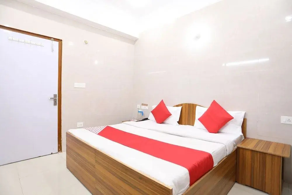 Hotel O Shree Raghuvar Dham