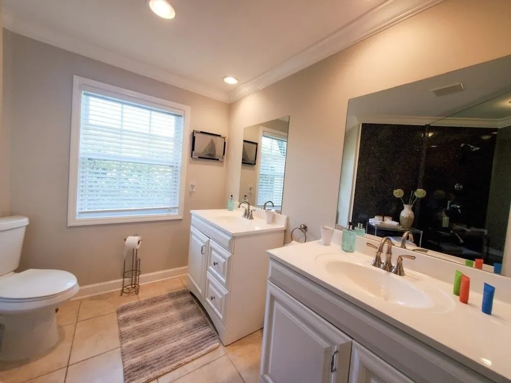 Paradise Awaits - Wkly 3 Bedroom Home