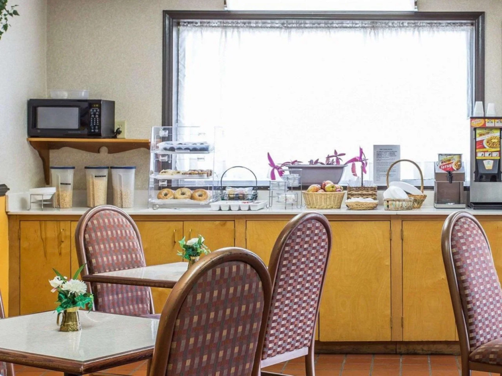 Econo Lodge Eden
