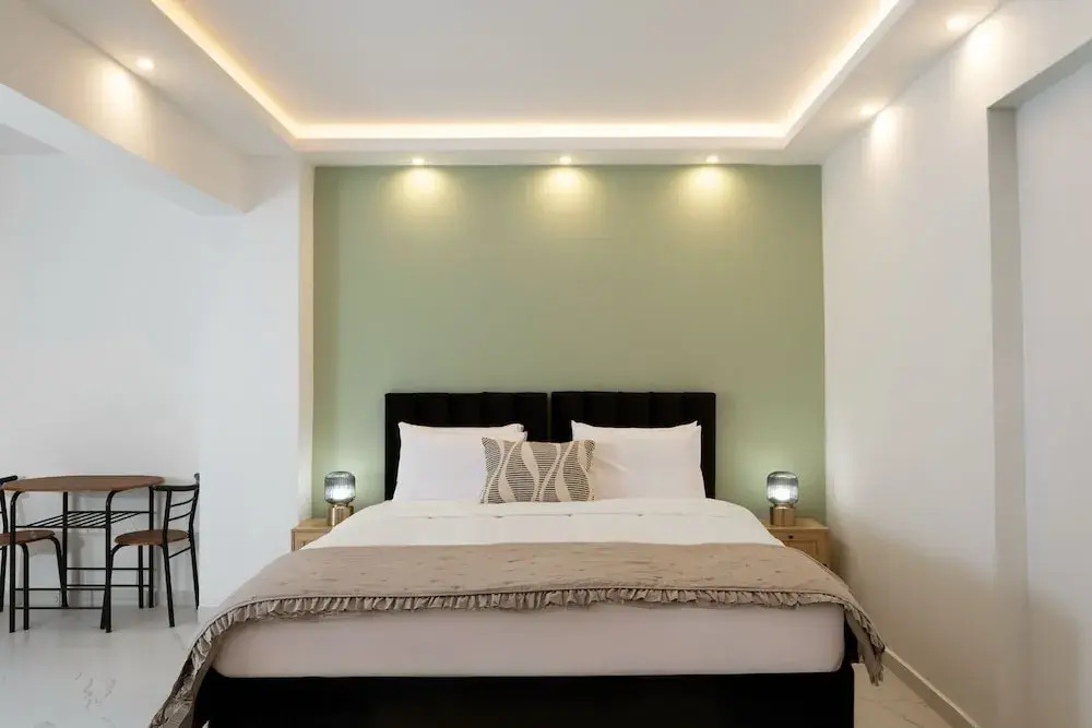 Koukaki Golden Lofts