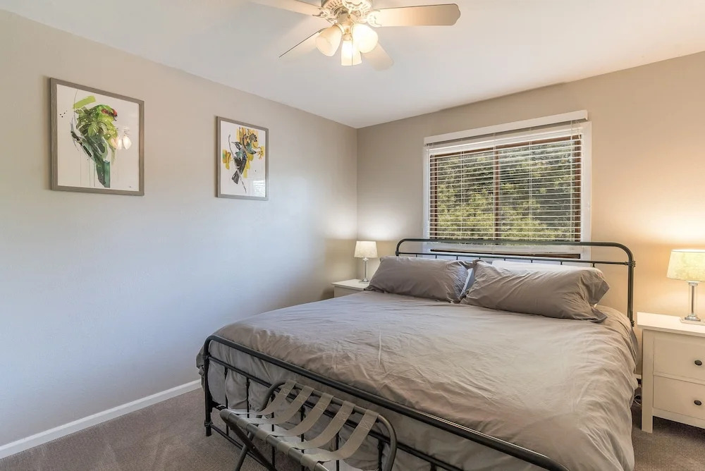 Whistler Ge - Sequoia 10 2 Bedroom Condo by RedAwning
