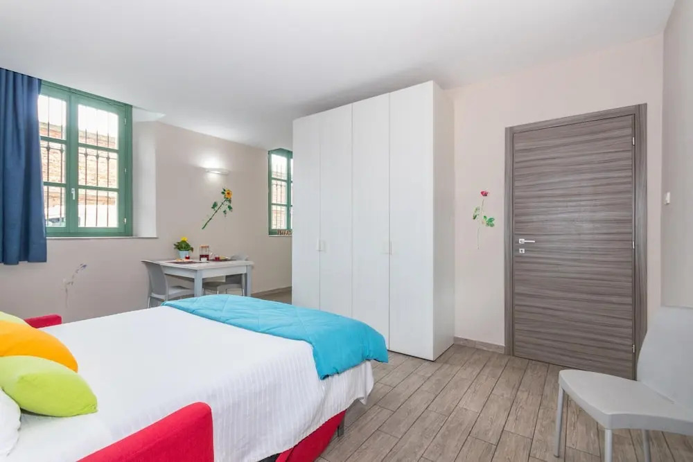 Housing Giulia by Wonderful Italy