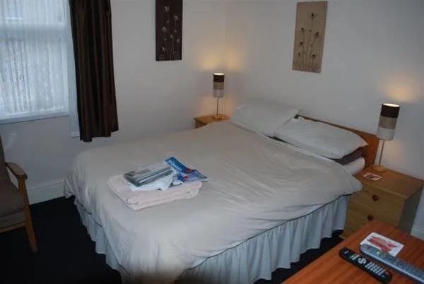 Mayville Guest House