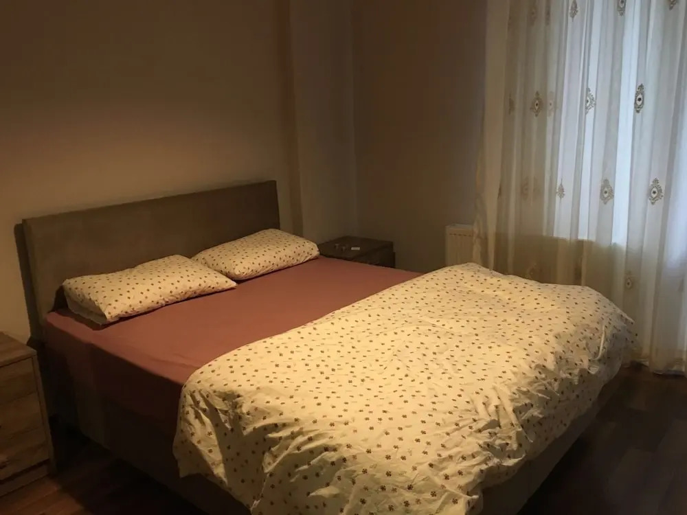 Celik Apartments