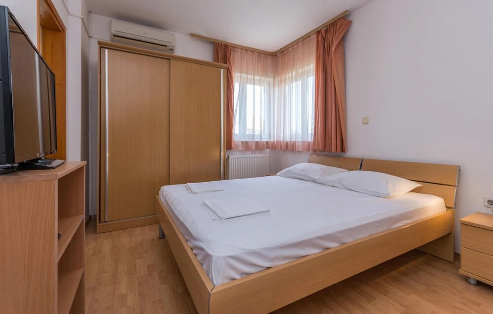 Amazing Apartment in Pakostane With Wifi