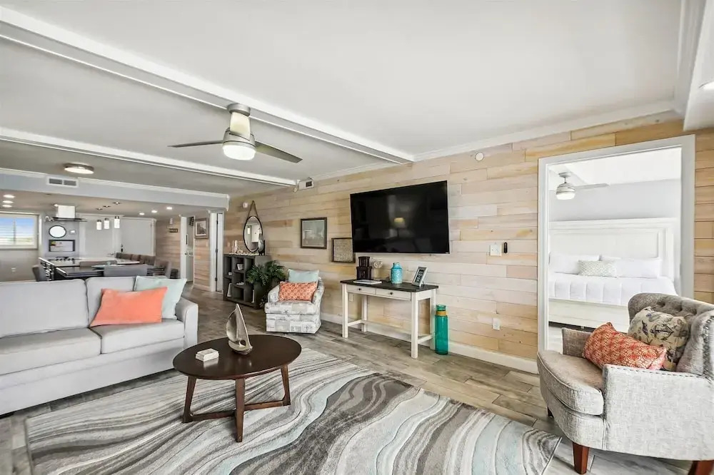 Surf Dweller 610 is a Stunning Gulf Front 2 BR - sleep 6 by RedAwning