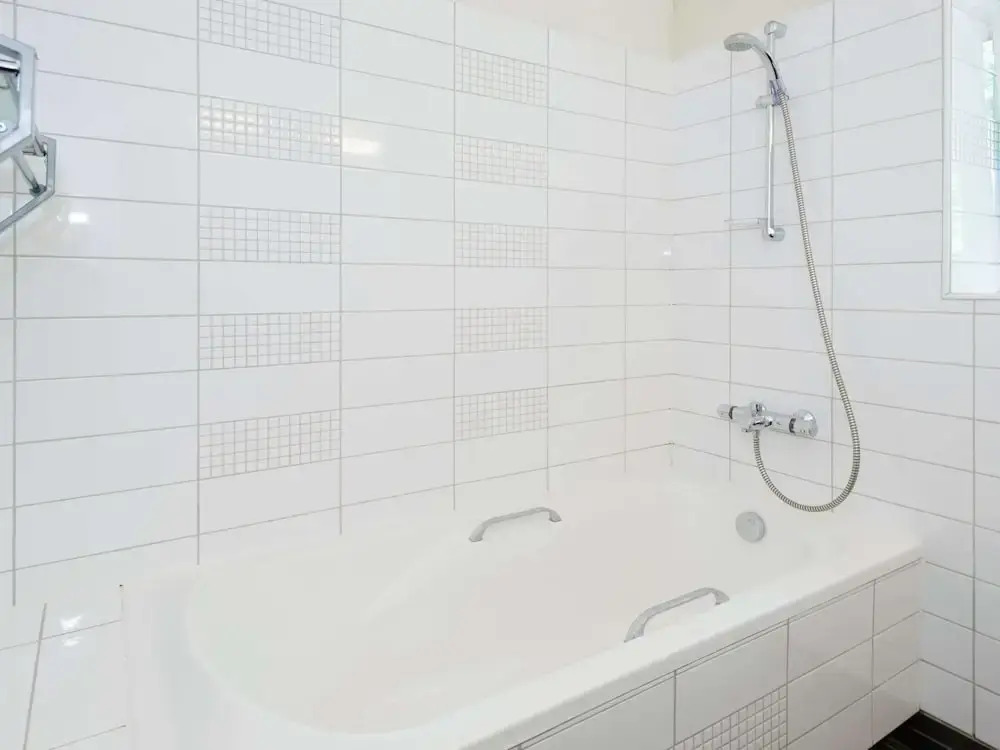 Great Spacious Holiday Home in a Tranquil Holiday