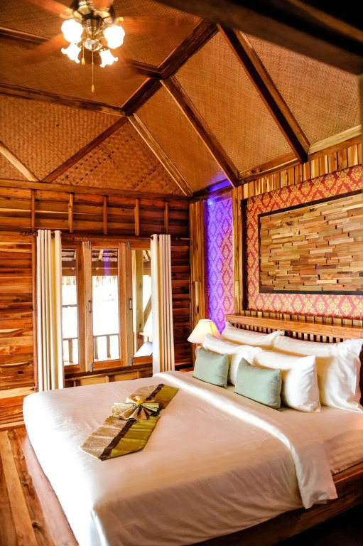 Phi Phi Phu Chalet Resort