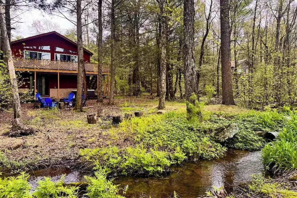 Spacious Lakefront Home w/ Private Hot Tub