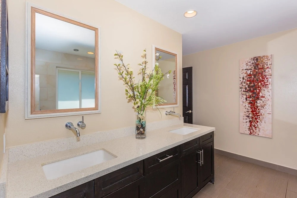 Hale Hookaana 3 Bedrooms 2 Bathrooms Home