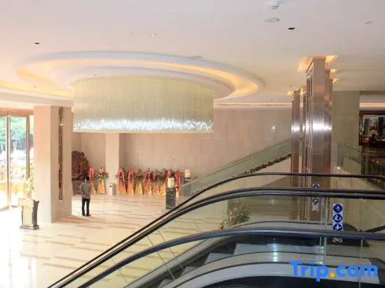 Universal International Hotel