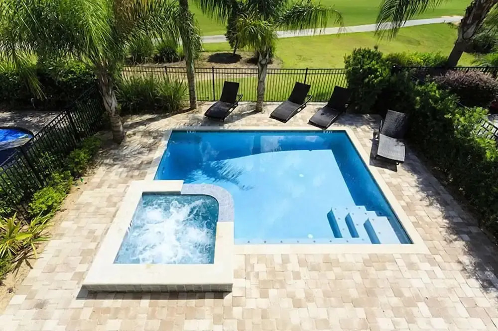 5 Bed 5 Ba Villa with Game Room, Pool & Spa