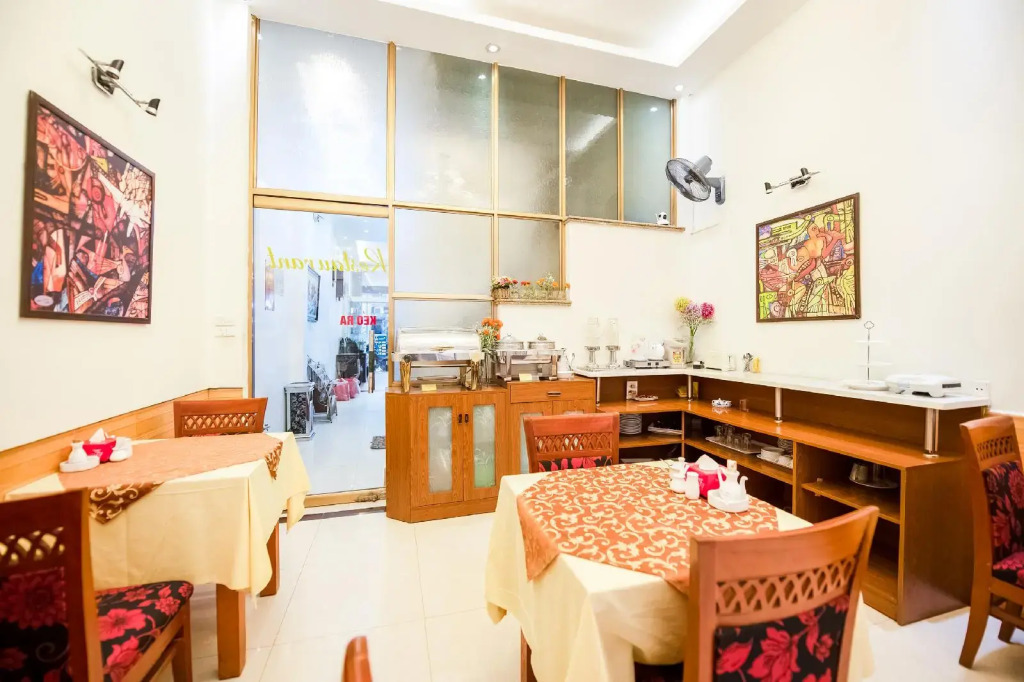 Chariot Hotel by BAY LUXURY