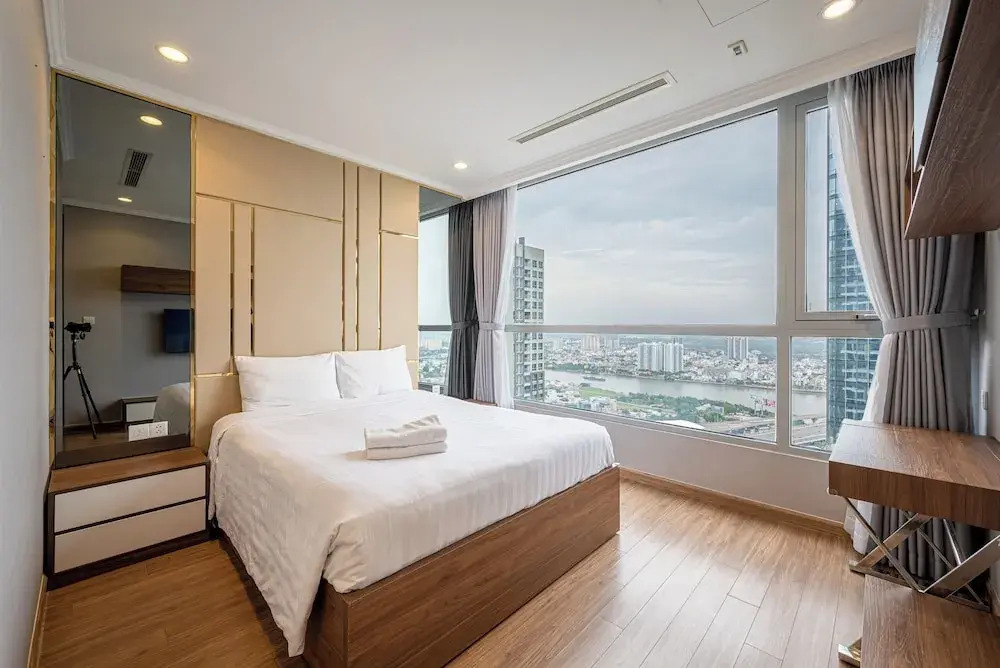Vinhomes Royal Apartment
