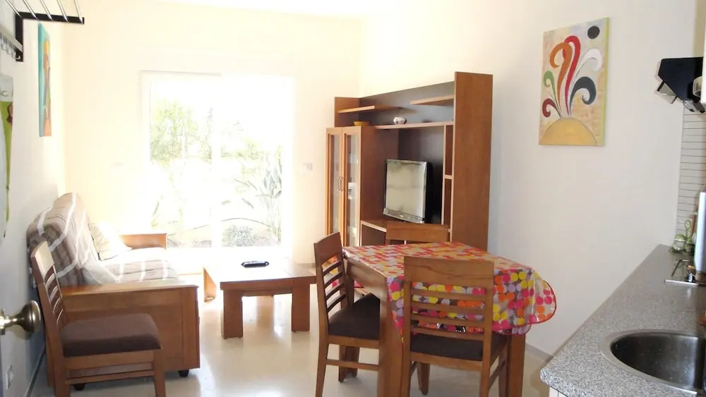 Apartment With 2 Bedrooms in Port El Kantaoui, With Pool Access, Enclo