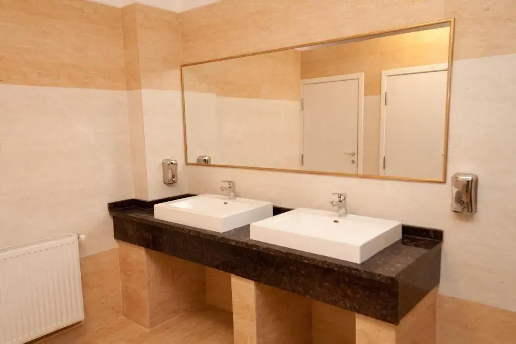 Hotel Hanul de la Rascruce