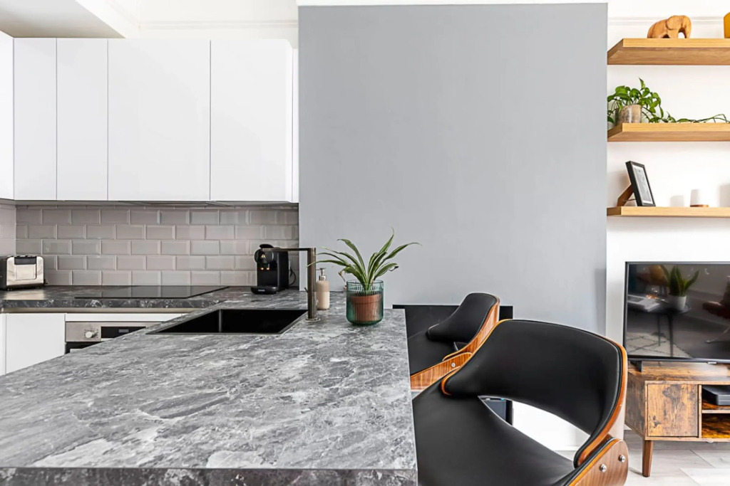 Stylish Hideaway Flat at Milton Park Highgate