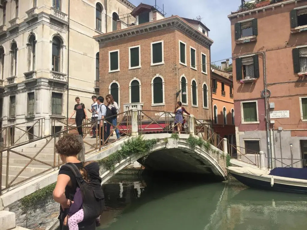 TINTORETTO 1 CON TERRAZZA SOPRA IL TETTO, 3 bagni, 3 grandi camere da letto, SUPER NUOVO