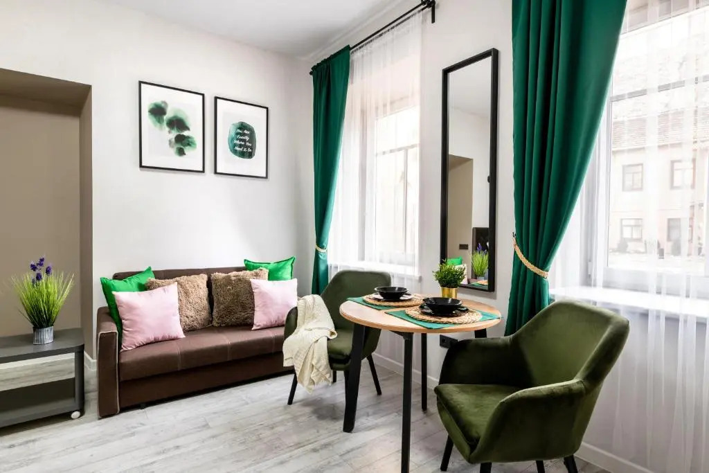 Felicija Old Town apartments with parking