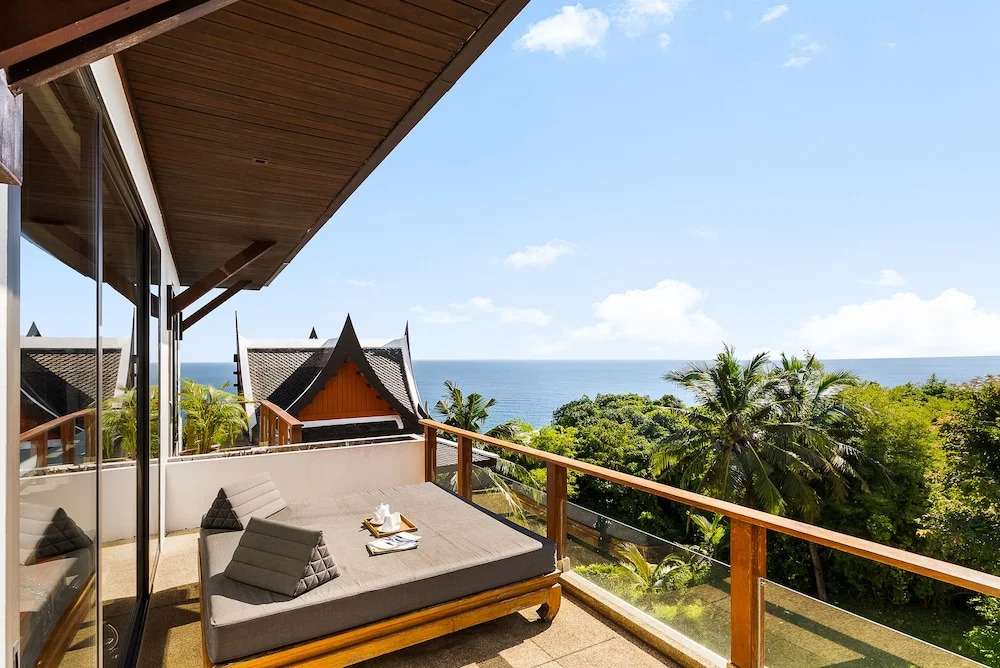 Villa Aye