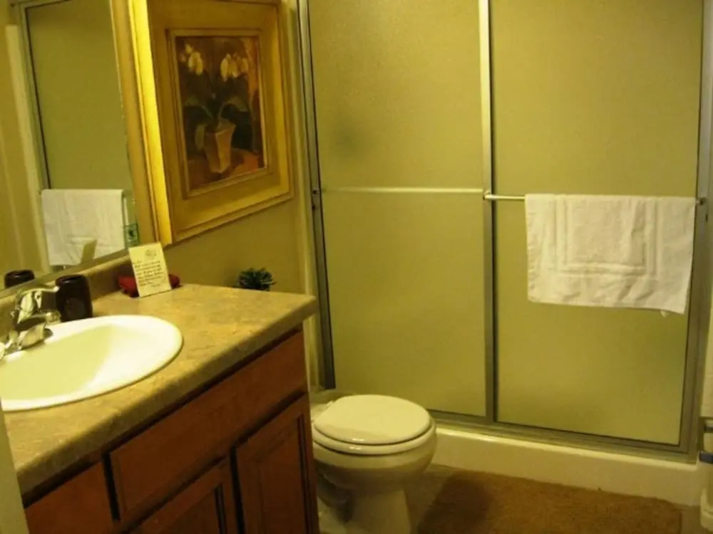 Donald Mcgregor 2 Bedroom Condo