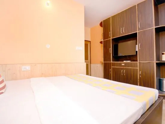 OYO Home 37291 Pine View Stuido Stay Kanlog