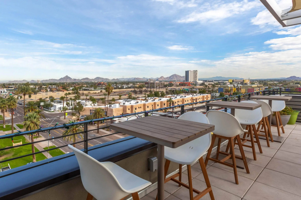 Cambria Downtown Phoenix Convention & Airport Hotel