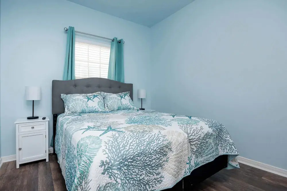 Comfy 3 Bedroom Pets Sleeps 8