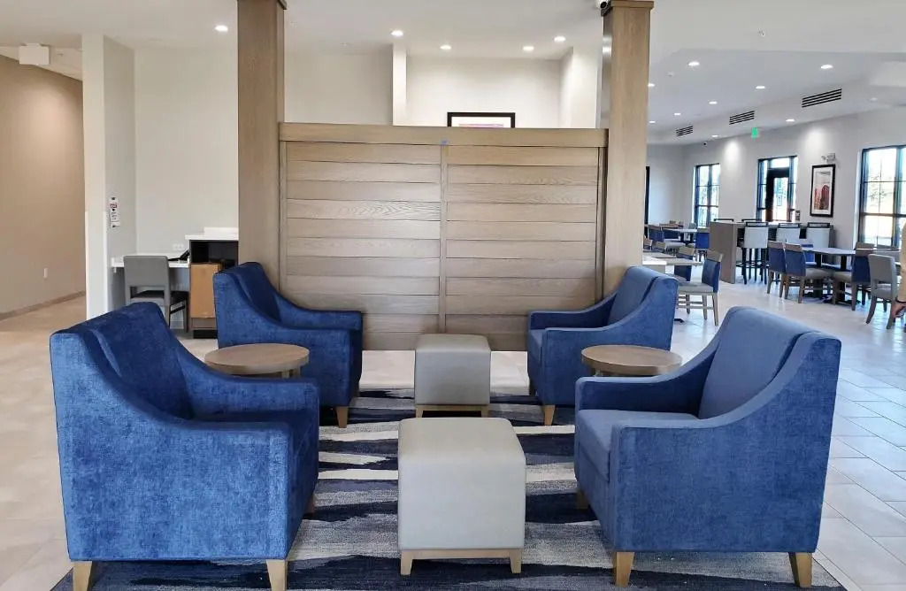 Comfort Suites Scottsdale Talking Stick Entertainment District
