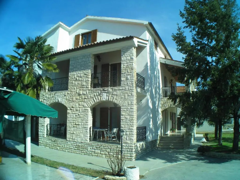 B&B Moderno