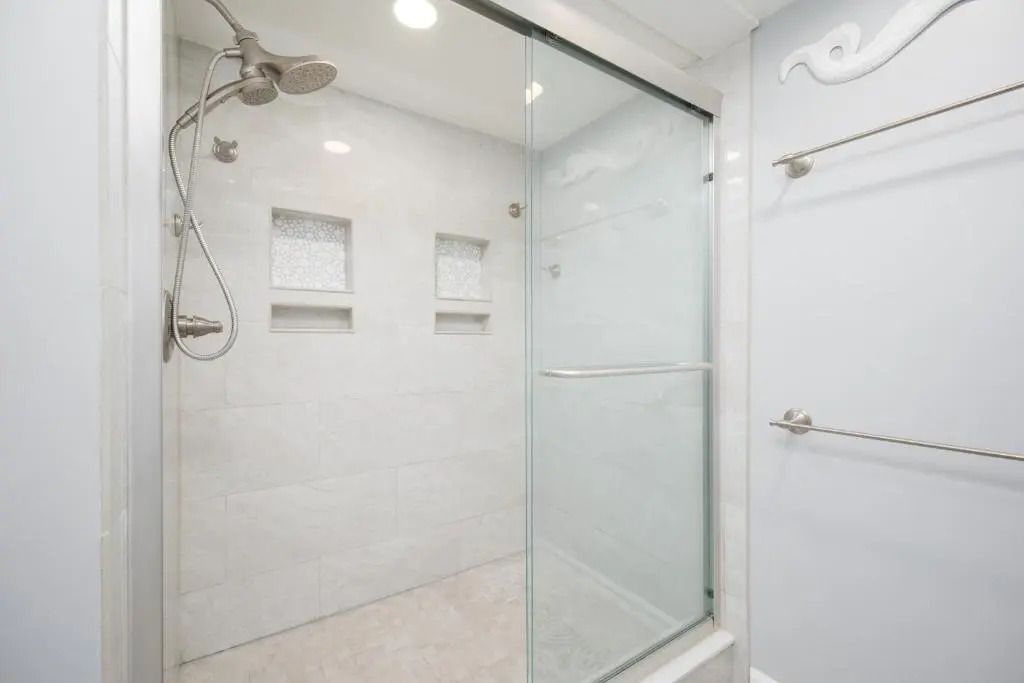Windjammer 403, 2 Bedrooms, 4th Floor, Ocean Front, Elevator, Sleeps 6