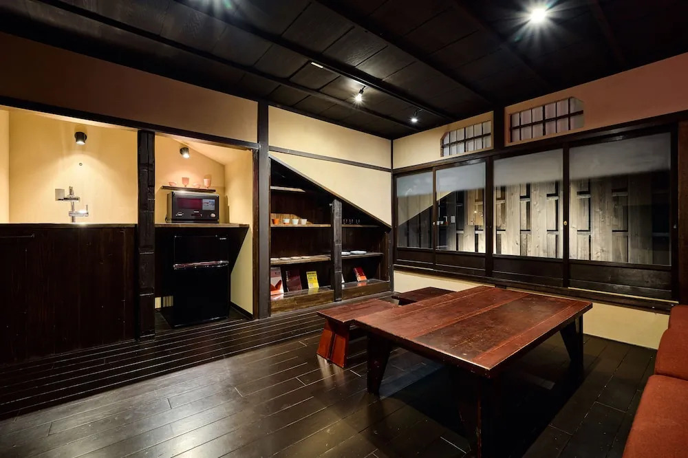 Kyoto Machiya Zeniyacho