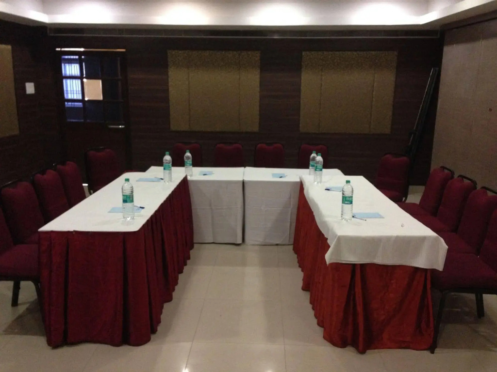 Hotel Thulashi Park