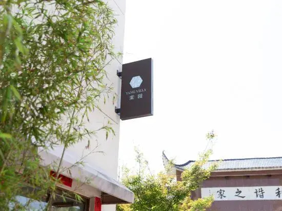 Tang Villa