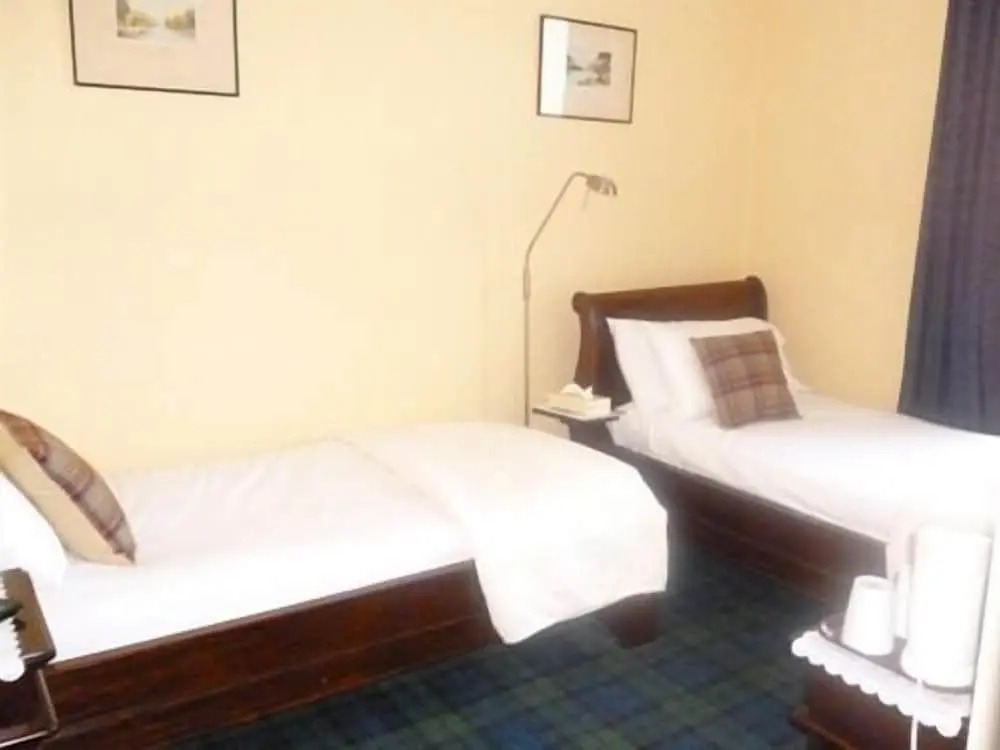 The Ken Bridge Hotel & Campsite