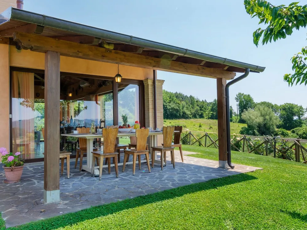 Charismatic Holiday Home in Montone With Private Pool