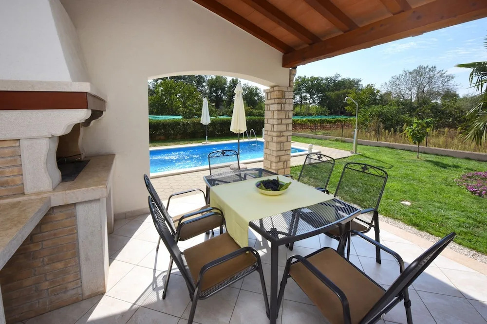 Villa 376