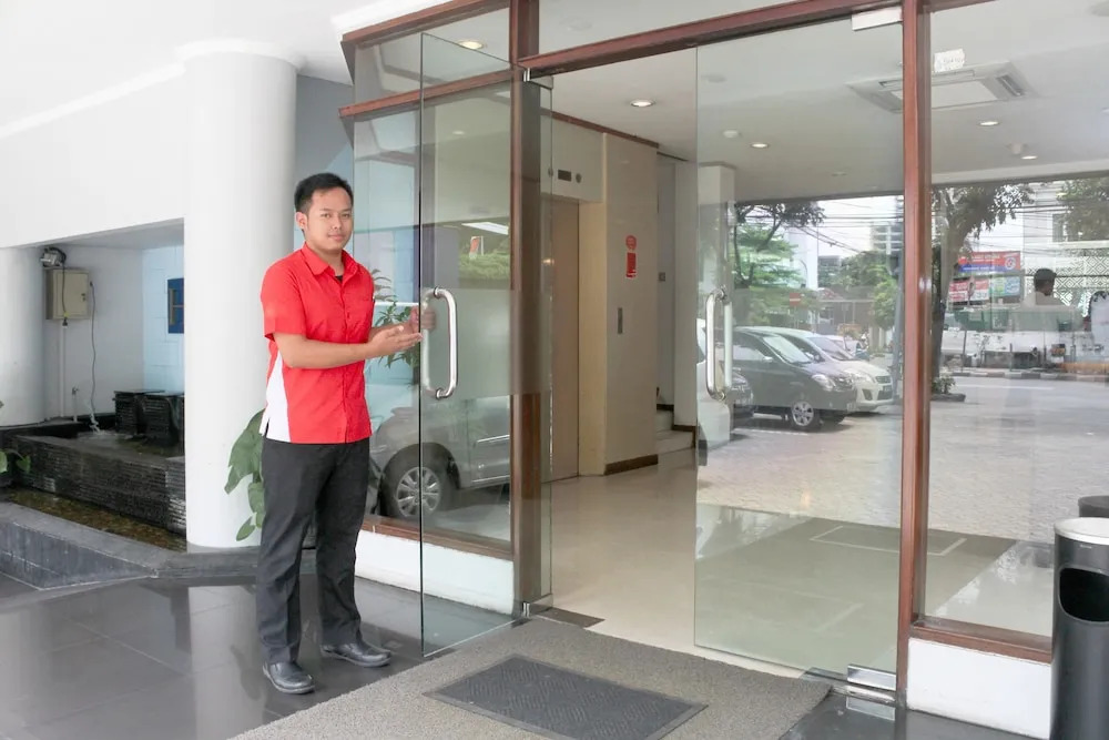 Airy Menteng Wahid Hasyim 53 Jakarta