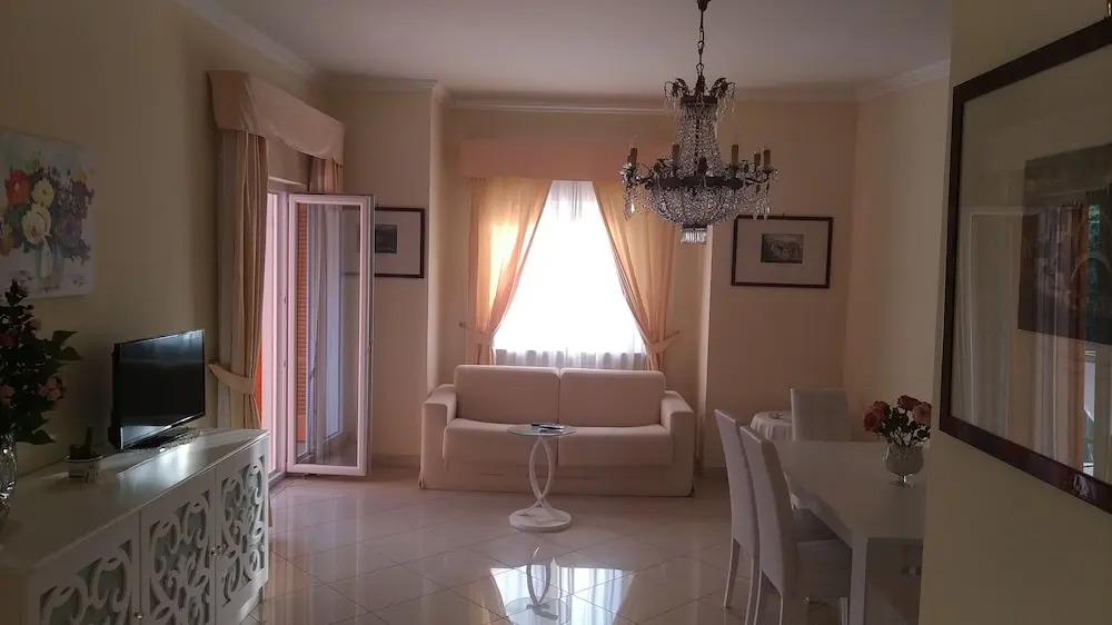 Short-Lets Sorrento Apartment and Pool