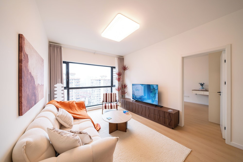 Tyms 3BR 2BA Apt  Gubei Fully Furnished