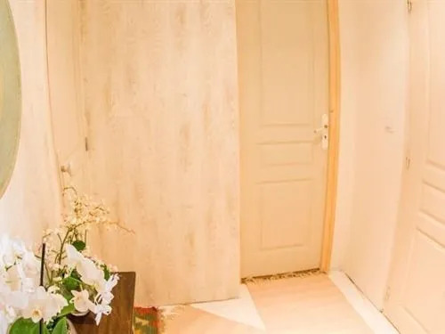B&B Le Miroir aux Fées Bordeaux
